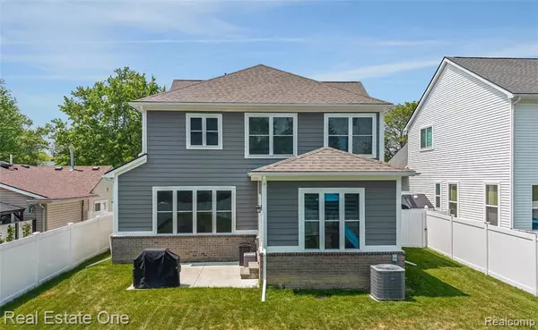 Royal Oak, MI 48073,3610 Linwood Avenue