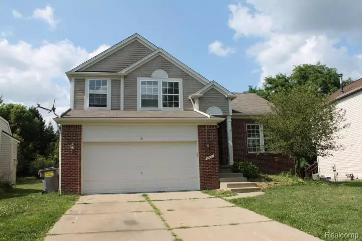 441 Otter Run Road, Holly Twp, MI 48442