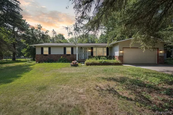 1285 N Alstott Drive, Marion Twp, MI 48843