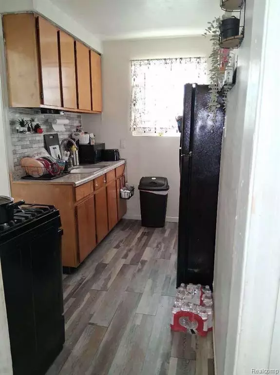 Detroit, MI 48238,14619 Greenlawn Street
