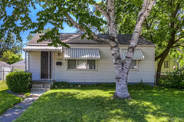 27098 DELTON Street, Madison Heights, MI 48071