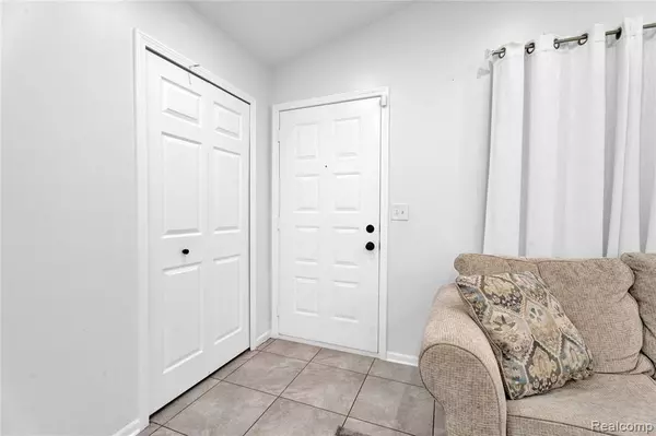 Clinton Twp, MI 48038,44472 Virginia Court