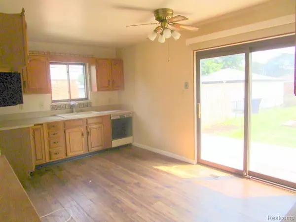 Warren, MI 48092,4460 Buckingham