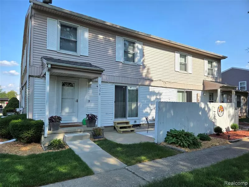 9398 Parkwood N 9, Davison, MI 48423