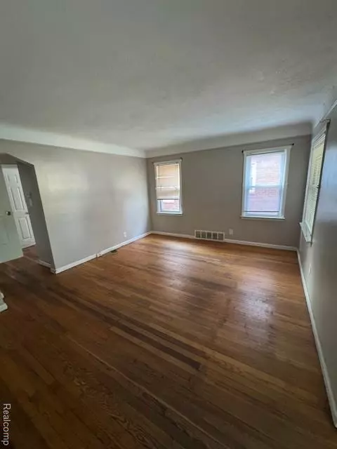 Redford Twp, MI 48239,9615 Bramell