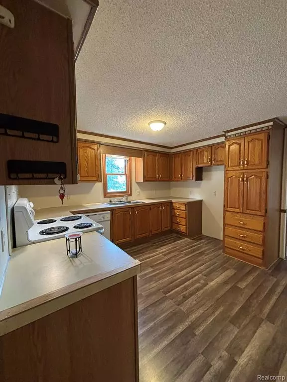 Genesee Twp, MI 48506,129 Pineview Drive