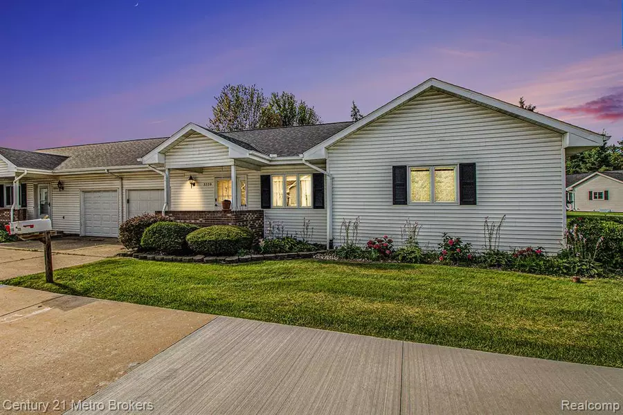 3339 Pine Villa Court, Grand Blanc, MI 48439