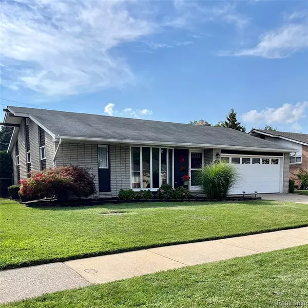 14551 Ronnie Lane, Livonia, MI 48154