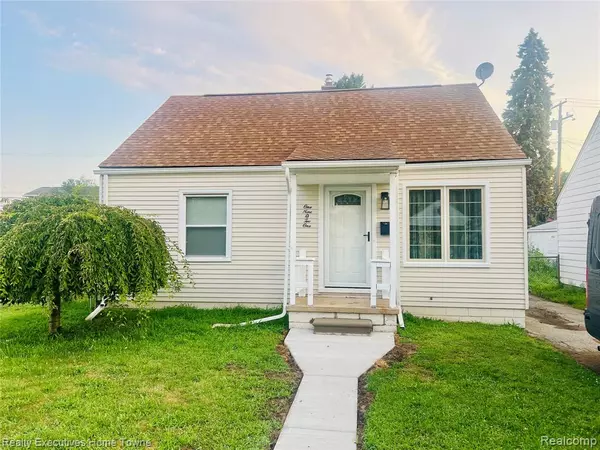 19021 Birmingham Street, Roseville, MI 48066