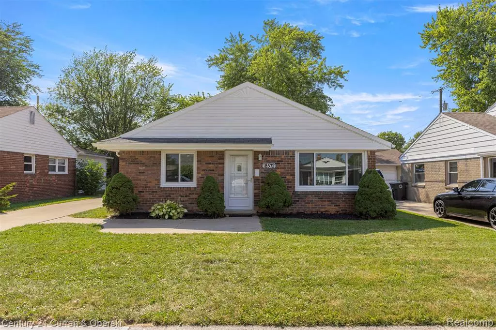 Riverview, MI 48193,18572 Hinton Street