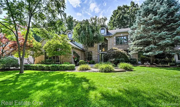 3671 Cedar Shake Drive, Rochester Hills, MI 48309