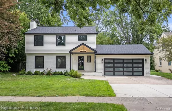 1054 Saxon Drive, Birmingham, MI 48009
