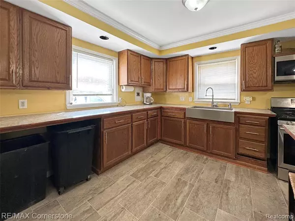 Inkster, MI 48141,391 Arcola Street