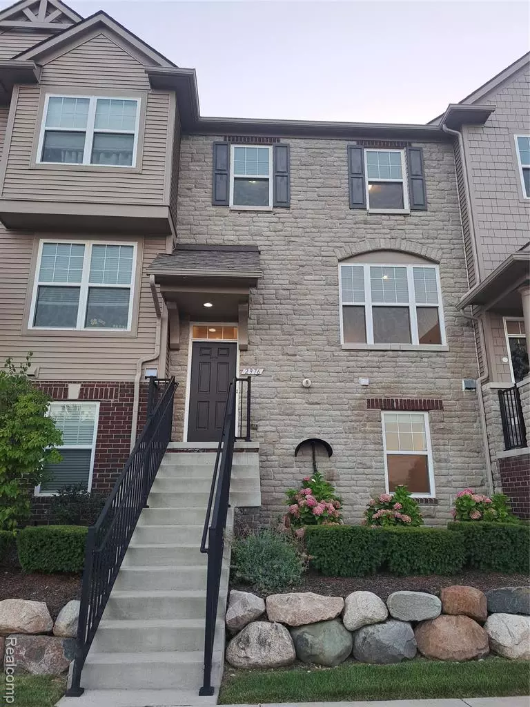 Rochester Hills, MI 48307,2976 HARTWICK Drive