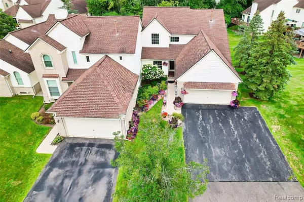 Novi, MI 48375,43730 Algonquin Drive