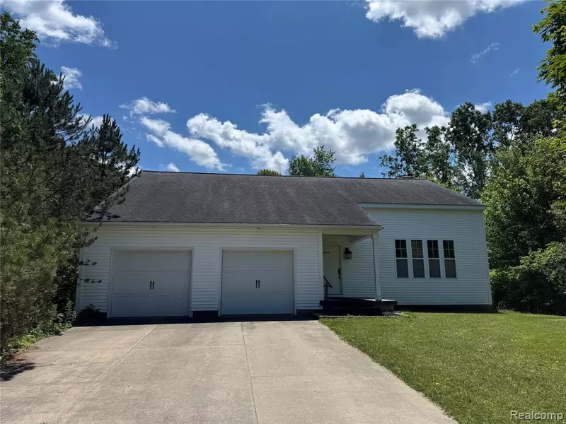 5402 Raubinger Road, Gaines Twp, MI 48473