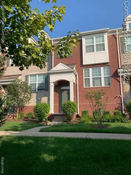 44511 Ellery Lane, Novi, MI 48377