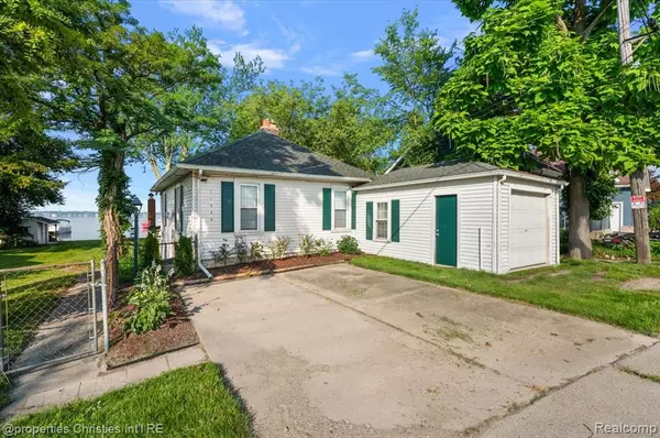 Green Oak Twp, MI 48189,11346 E Shore Drive