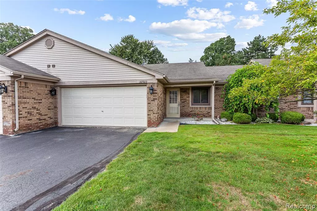 Roseville, MI 48066,32923 Harmon Court