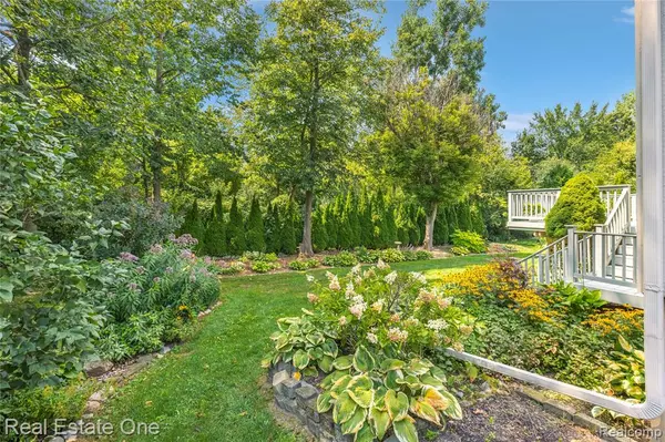 Grand Blanc, MI 48439,4364 Meadows Avenue