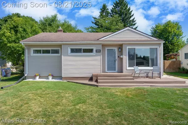 832 Southwood Drive, Fenton, MI 48430
