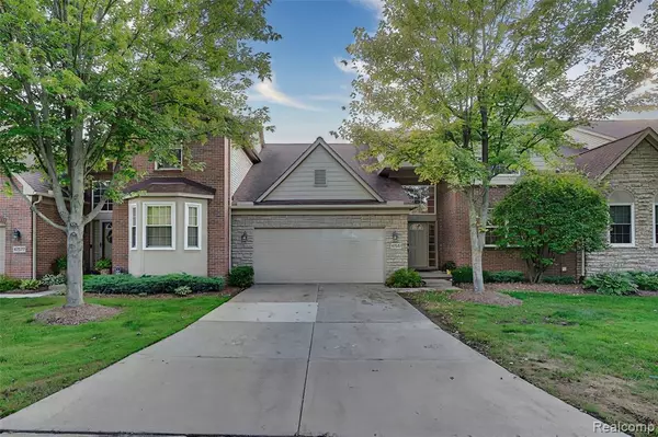 Canton Twp, MI 48188,47587 Scenic Circle Drive S