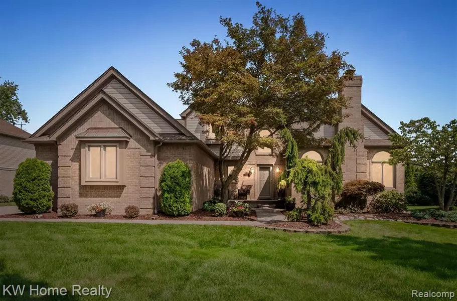 19060 Laurel Drive, Livonia, MI 48152