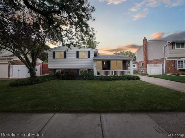 14544 Richfield Street, Livonia, MI 48154