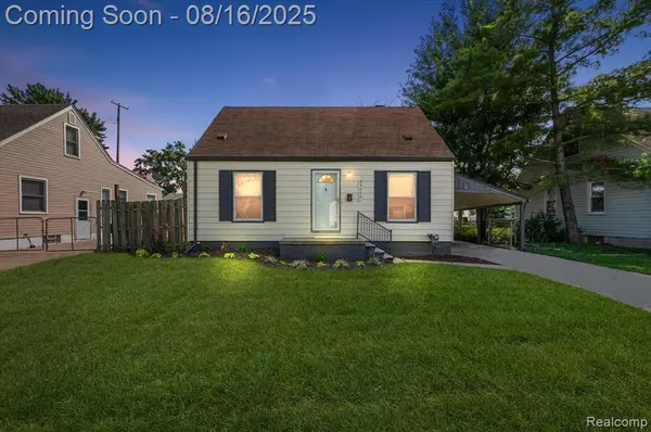 23000 Maxine Street, St. Clair Shores, MI 48080