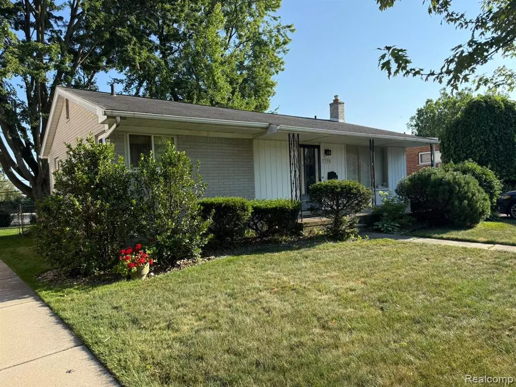 Dearborn Heights, MI 48127,7336 N Charlesworth Street