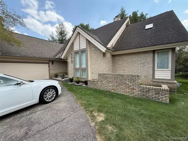 773 RIVER BEND Drive, Rochester Hills, MI 48307