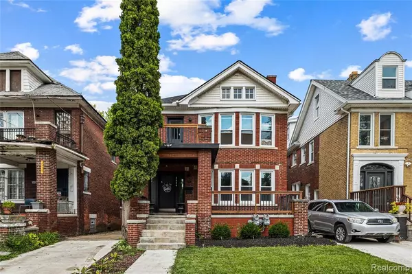 2424 Calvert Street, Detroit, MI 48206