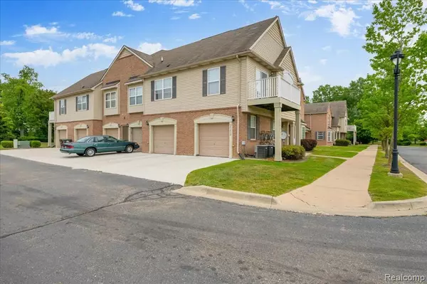 23450 Ridgeview Street, Taylor, MI 48180