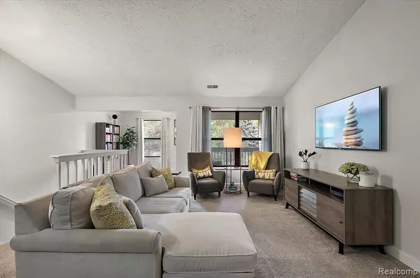 Northville, MI 48167,19227 Surrey Lane