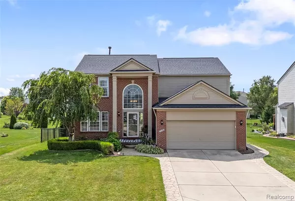 17736 Troon Trail, Macomb Twp, MI 48042