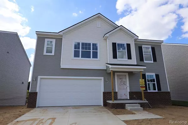 Holly Twp, MI 48442,395 EDGE BROOK Drive