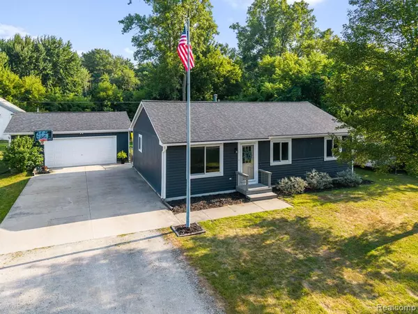 3915 Krafft Road, Fort Gratiot Twp, MI 48059