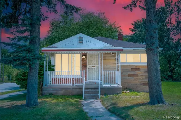 Detroit, MI 48213,13150 GLENFIELD Street