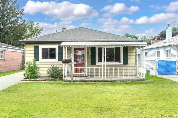 4952 Clippert Street,  Dearborn Heights,  MI 48125
