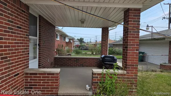 Eastpointe, MI 48021,17050 Stricker Avenue