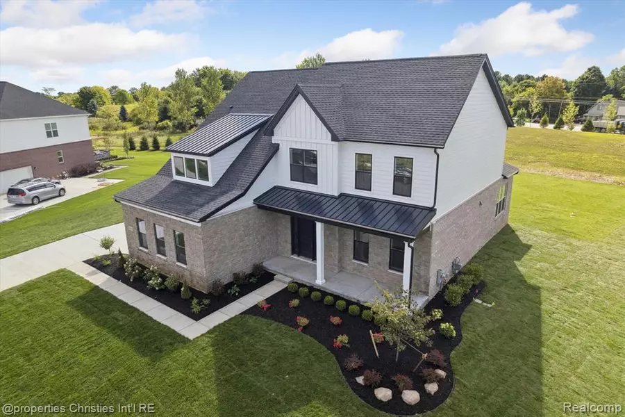 20846 Farrier Place, Northville, MI 48167