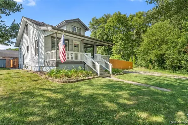 13407 Strong Boulevard, South Rockwood Vlg, MI 48179