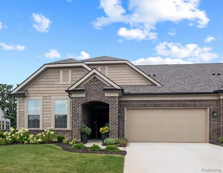 823 Kelpie Drive, Pittsfield Twp, MI 48108
