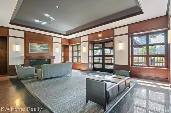 Detroit, MI 48207,250 E Harbortown Drive 102