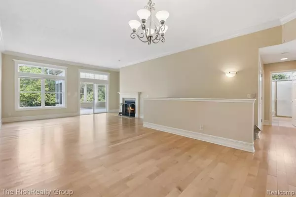 Bath Twp, MI 48808,4172 Hamlet Cove 14