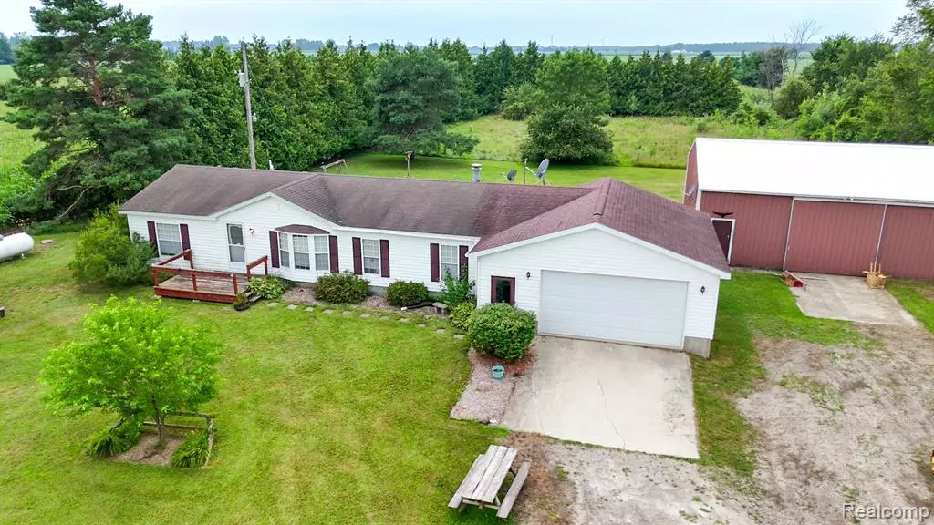 3201 Thomas Road, Meade Twp, MI 48432