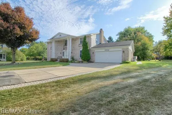 West Bloomfield Twp, MI 48322,6564 Alderley Way Court