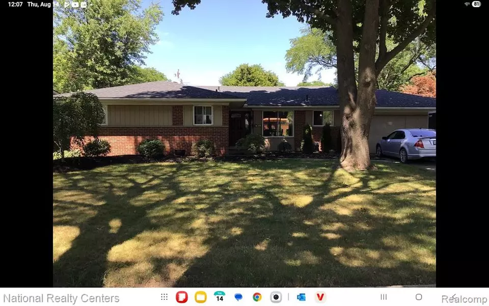 34318 Munger Drive, Livonia, MI 48154