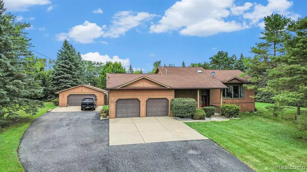 Grand Blanc, MI 48442,5239 Baldwin Road E