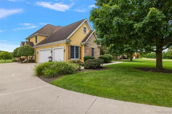 Grand Blanc, MI 48439,9310 Fairway Trail